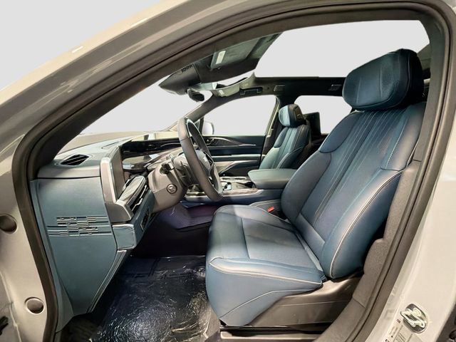 New 2026 Cadillac Escalade IQ Sport 2 w/ LPO, ONYX Package image 20