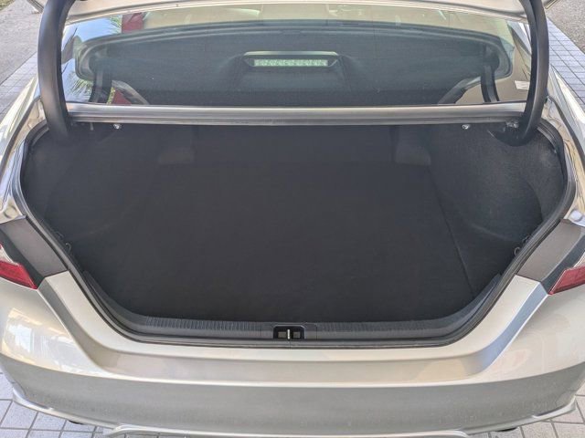 Used 2024 Toyota Camry XSE image 10