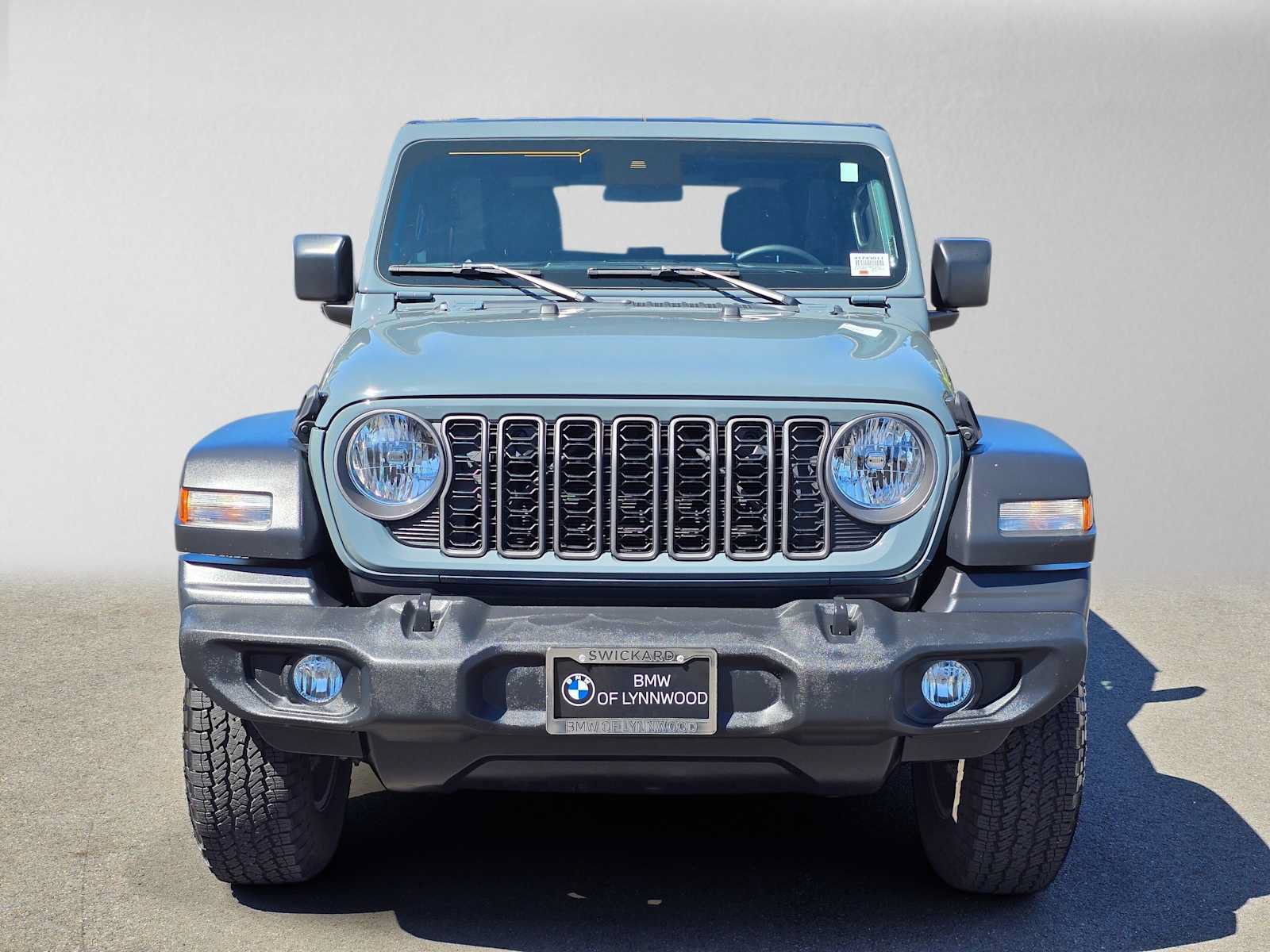 Used 2024 Jeep Wrangler Sport AWD/4WD image 8