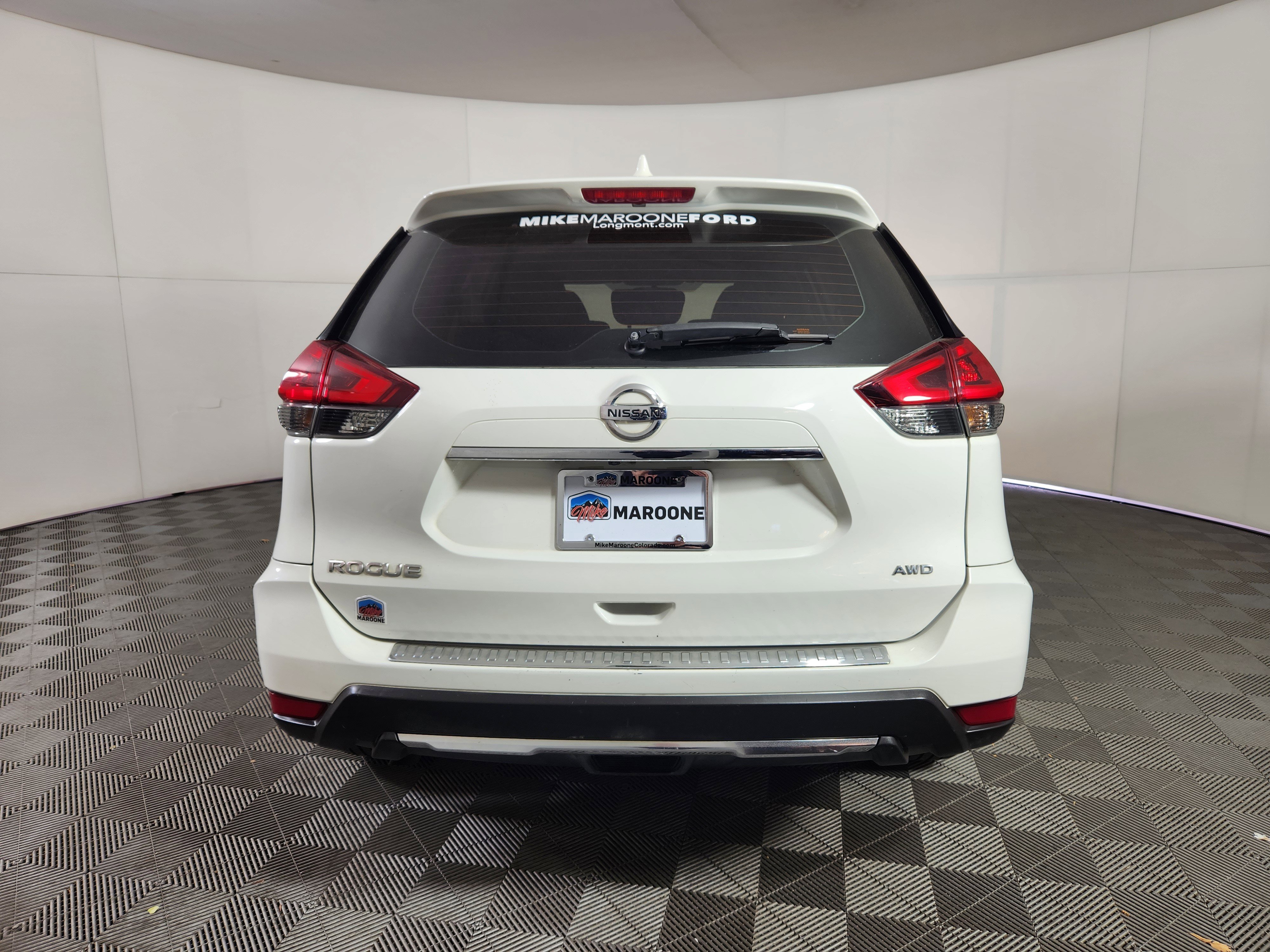 Used 2018 Nissan Rogue S image 6