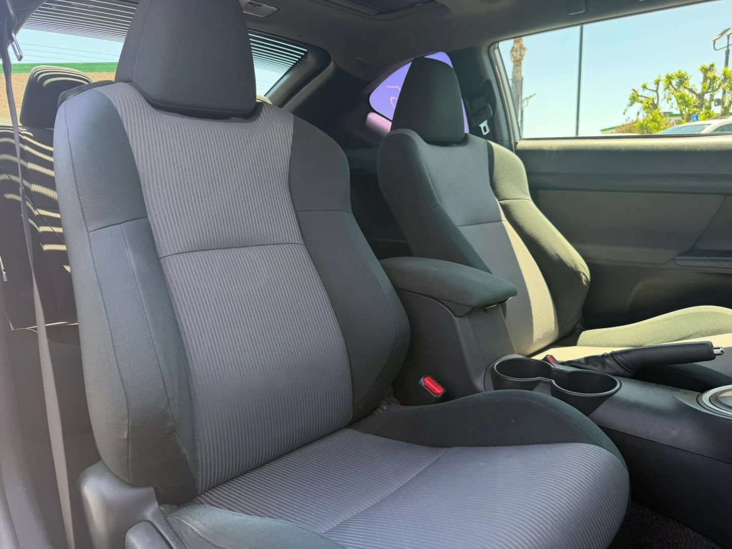 Used 2015 Scion tC FWD image 15