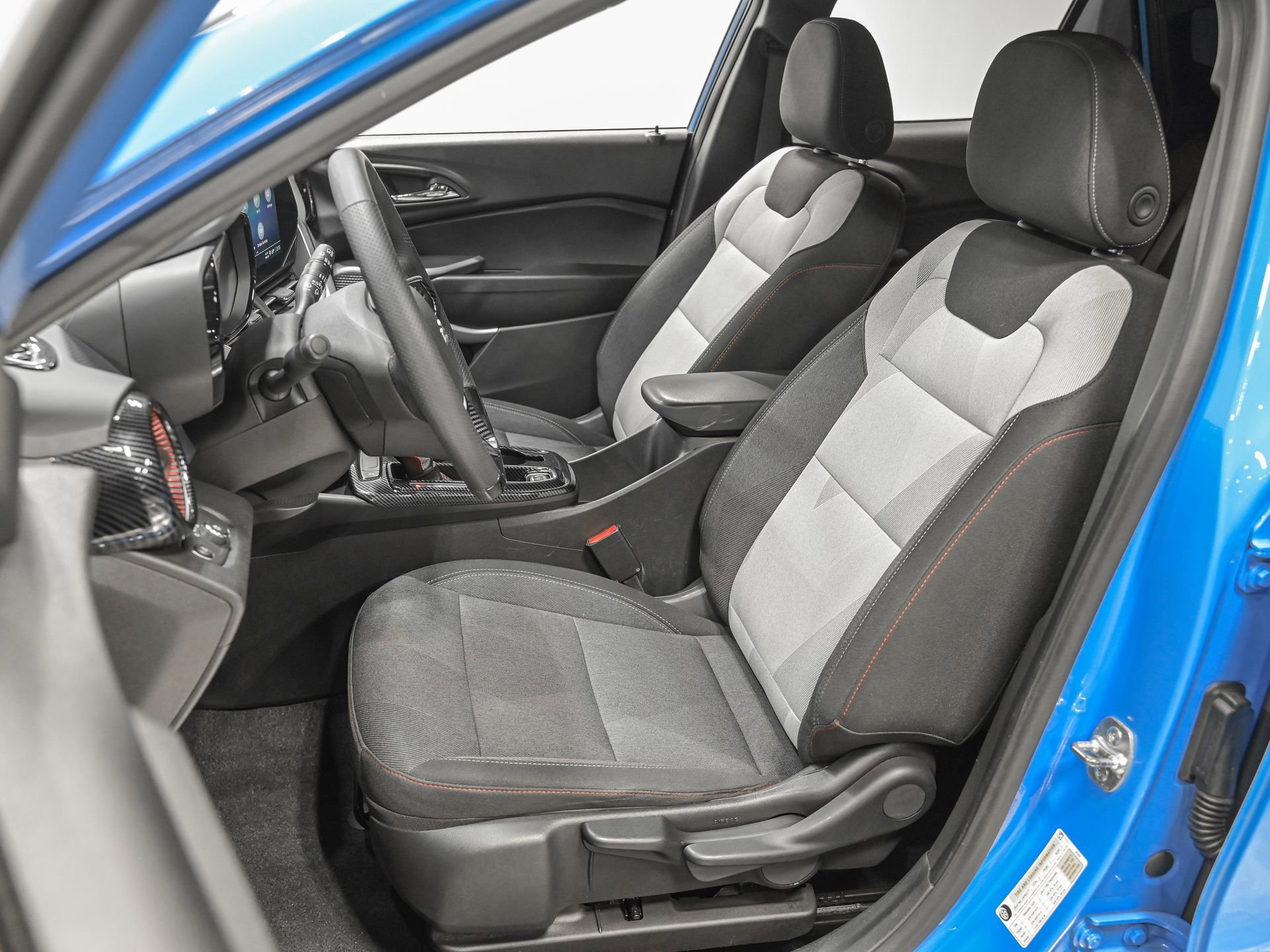 Used 2024 Chevrolet Trax RS w/ Driver Confidence Package image 15