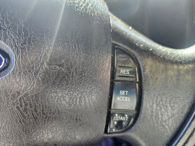 Used 2017 Ford E-450 and Econoline 450 Super Duty w/ Power Windows & Locks Group RWD image 12