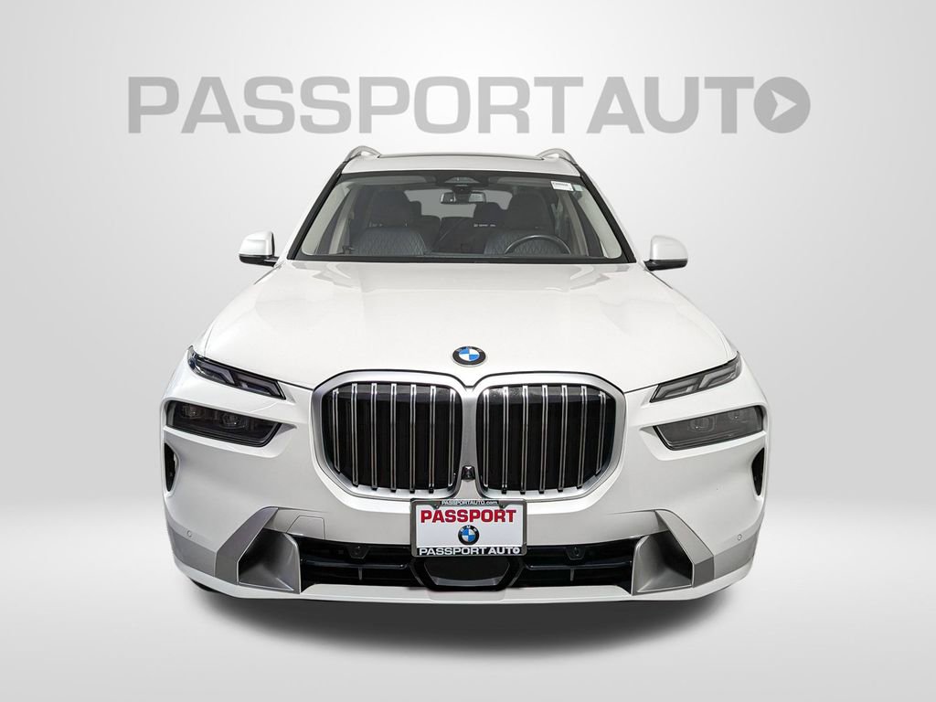 Used 2023 BMW X7 xDrive40i image 9