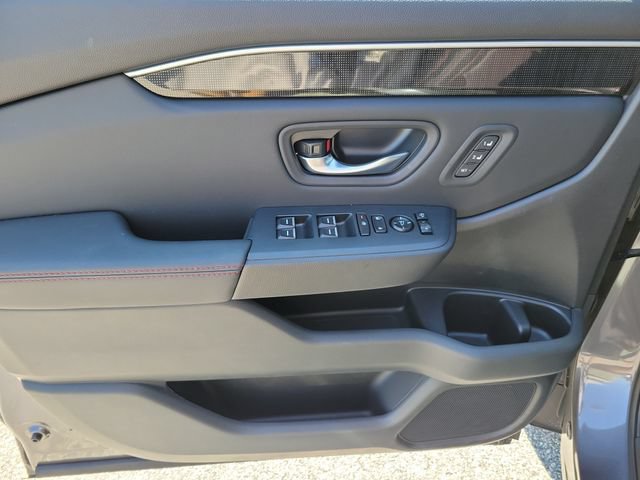 Certified 2025 Honda Pilot Black Edition image 8