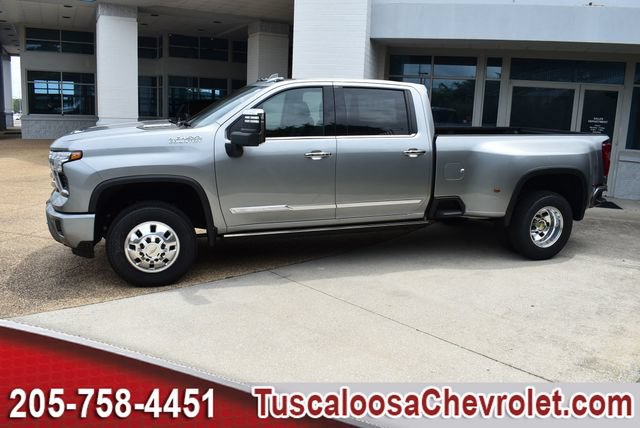New 2026 Chevrolet Silverado 3500 High Country w/ High Country Premium Package AWD/4WD image 6