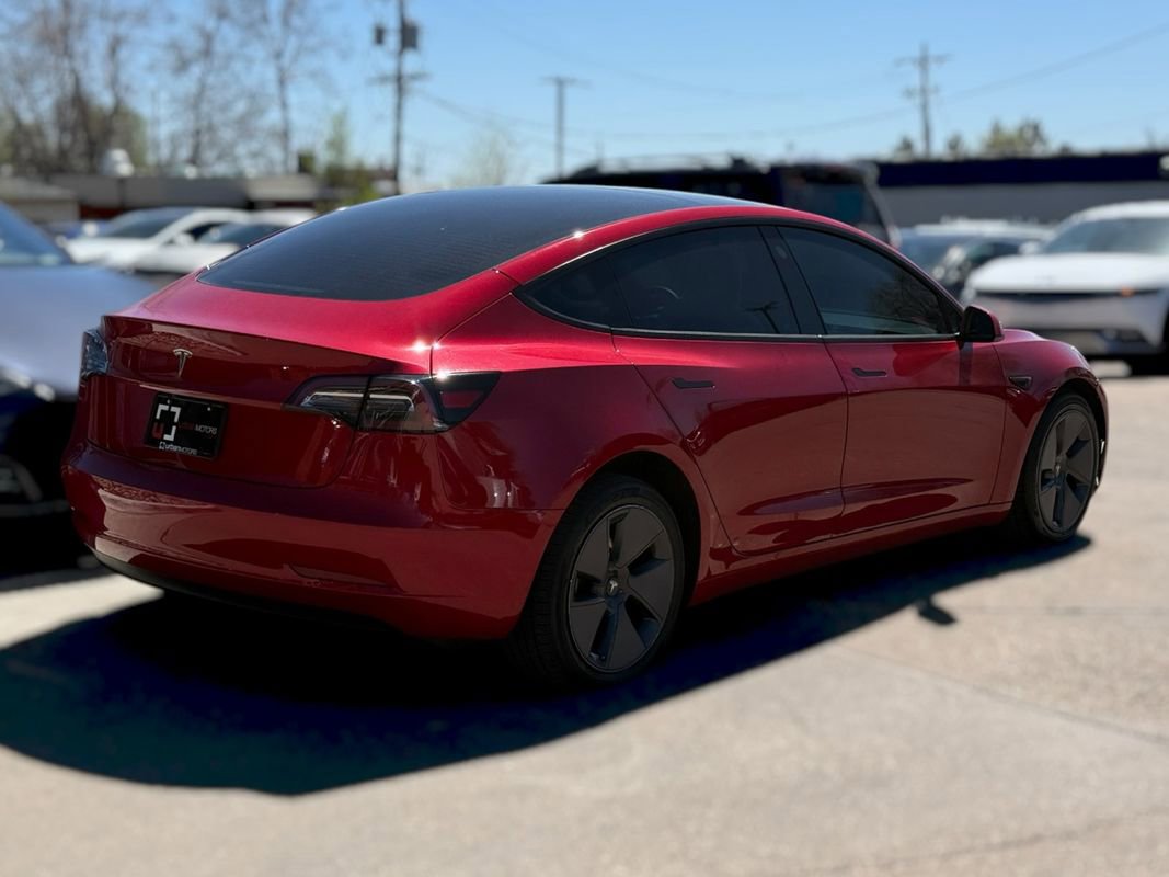 Used 2023 Tesla Model 3 Standard Range image 9