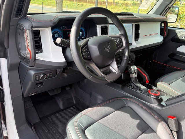 Used 2025 Ford Bronco Stroppe Edition AWD/4WD image 34