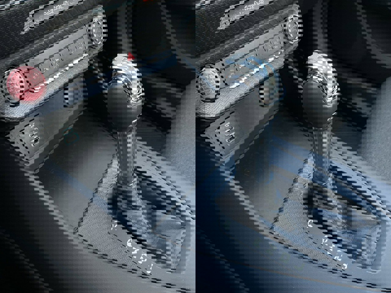 Used 2025 Ford Mustang Coupe image 32