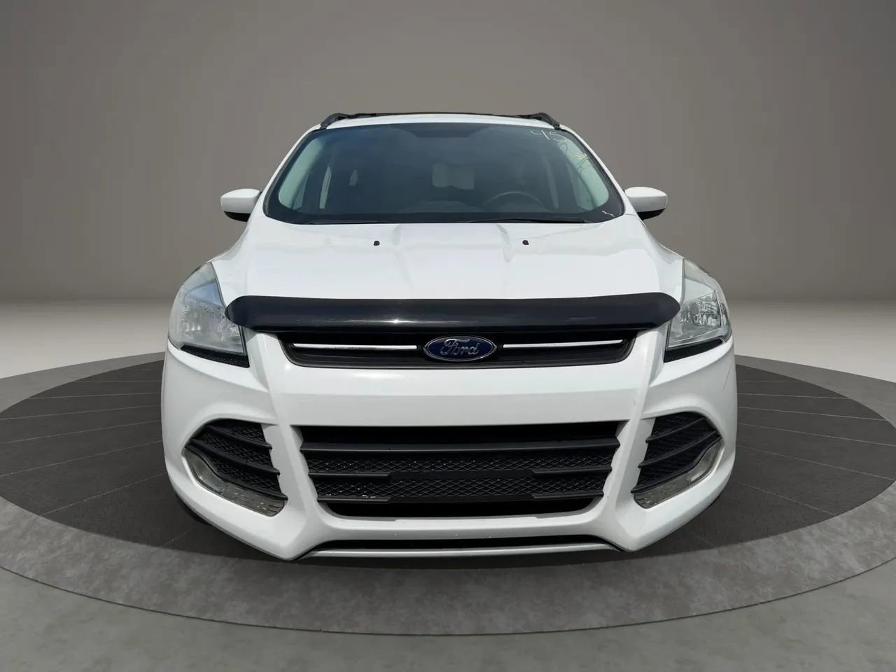 Used 2015 Ford Escape SE w/ Equipment Group 201A FWD image 2