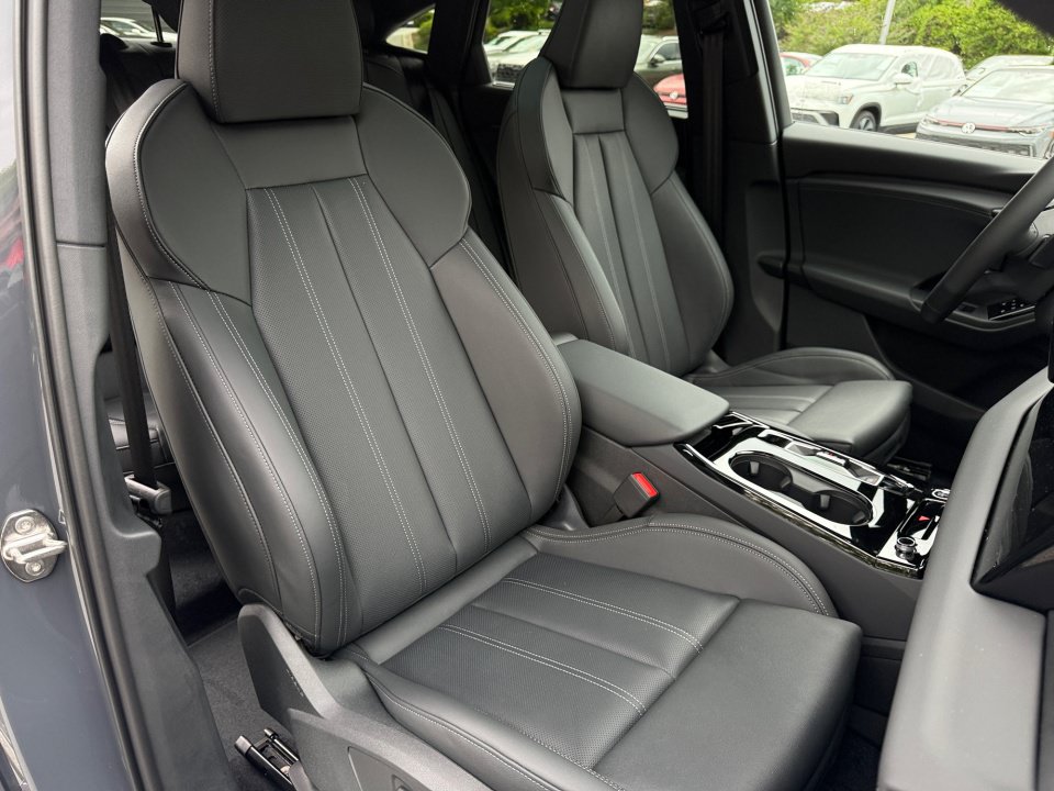 New 2027 Audi Q6 e-tron Premium Plus AWD/4WD image 28