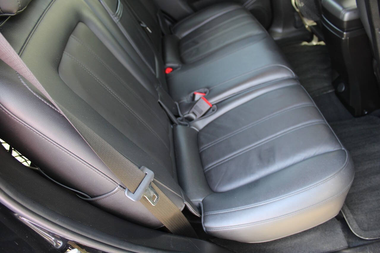 Used 2014 Chevrolet Captiva Sport LTZ FWD image 36