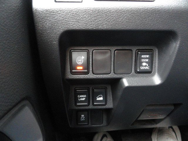 Used 2022 Nissan Frontier SV image 24