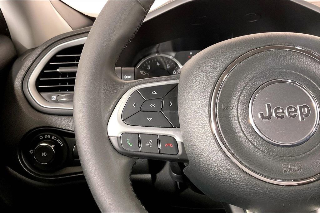 Used 2020 Jeep Renegade Latitude image 18
