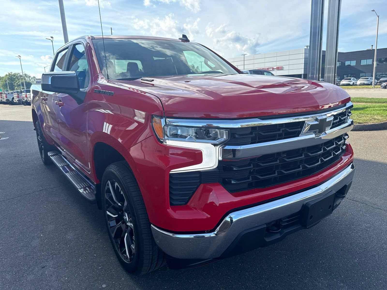 New 2026 Chevrolet Silverado 1500 LT w/ LPO, Dark Essentials Package AWD/4WD image 4