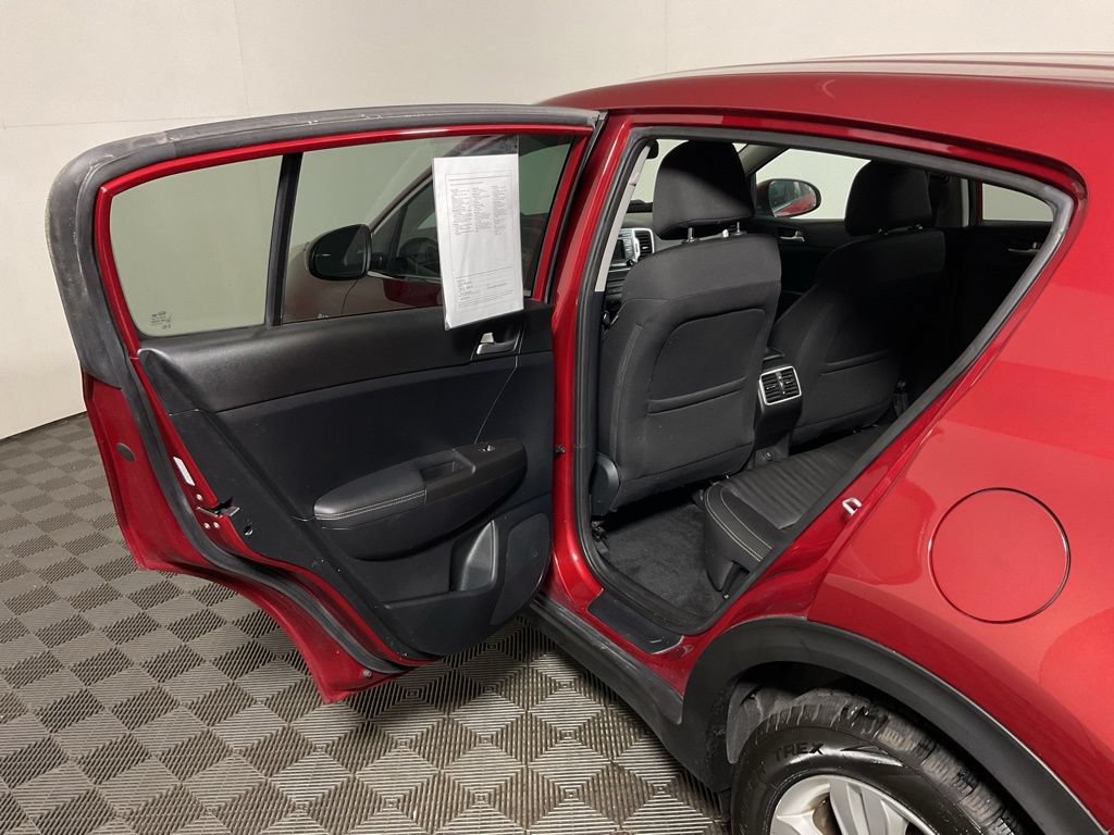 Used 2017 Kia Sportage LX AWD/4WD image 31