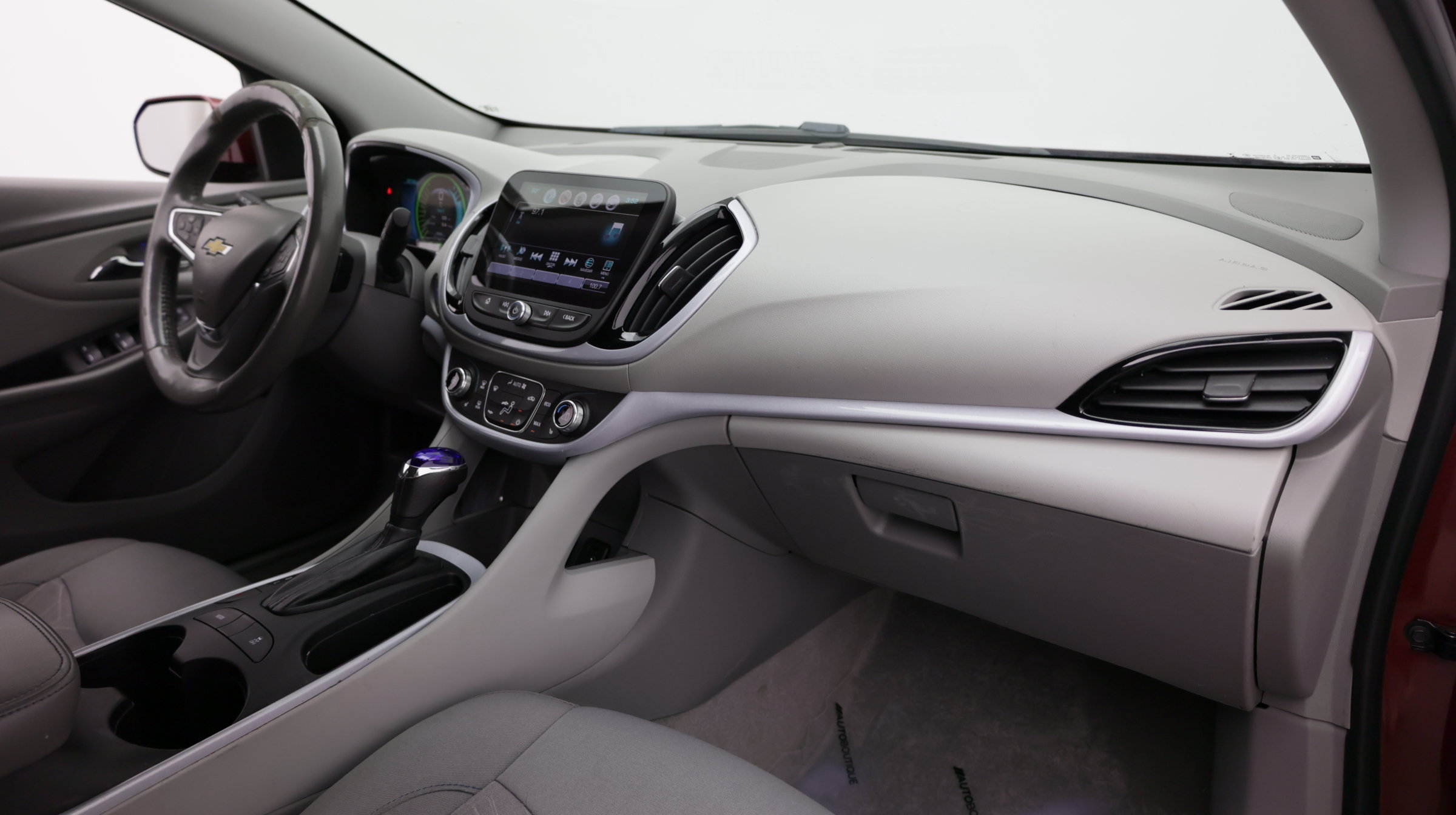 Used 2017 Chevrolet Volt LT w/ Comfort Package FWD image 38
