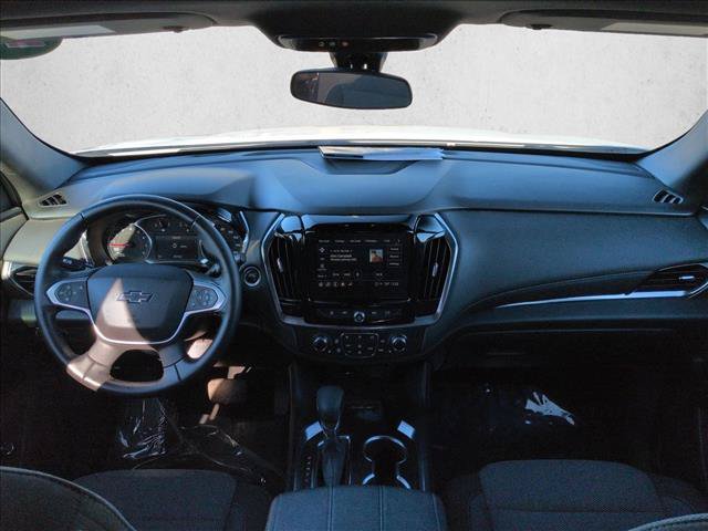 Used 2023 Chevrolet Traverse LT w/ Midnight/Sport Edition AWD/4WD image 17