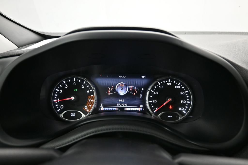 Used 2023 Jeep Renegade Latitude AWD/4WD image 14