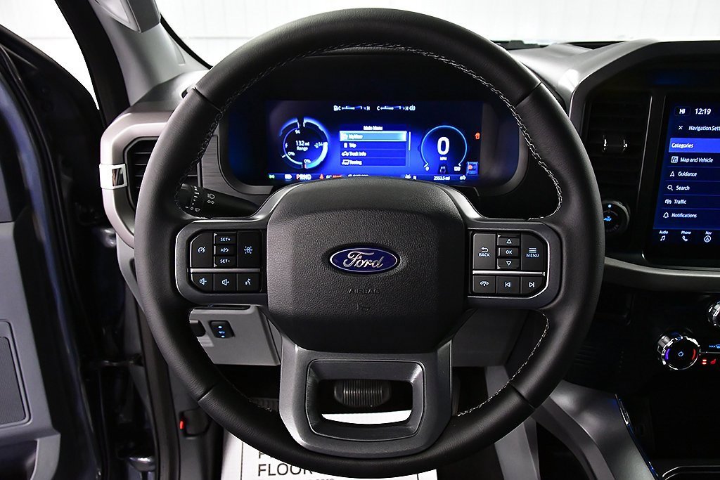 Used 2025 Ford F150 Lightning XLT image 22