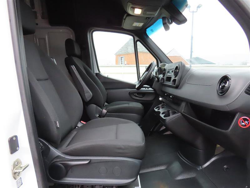 Used 2021 Mercedes-Benz Sprinter 2500 w/ Driver Convenience Package image 30