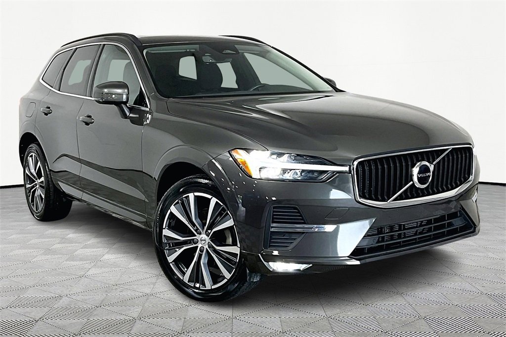 Used 2022 Volvo XC60 B5 Momentum