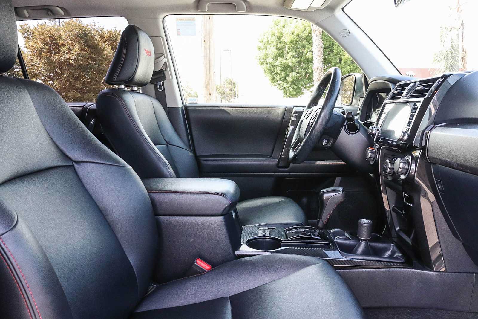 Used 2020 Toyota 4Runner Venture w/ Moonroof Package AWD/4WD image 27