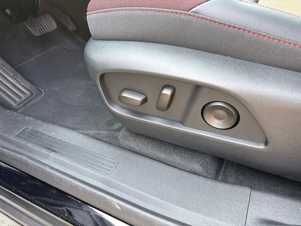 New 2027 Chevrolet Equinox RS w/ Safety and Technology Package AWD/4WD image 32