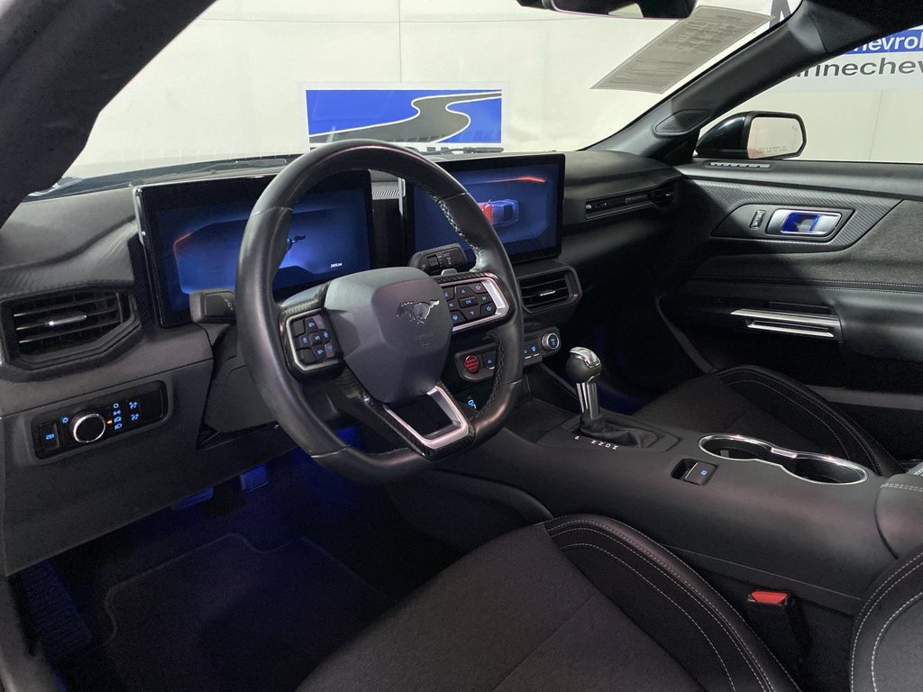 Used 2025 Ford Mustang GT RWD image 15