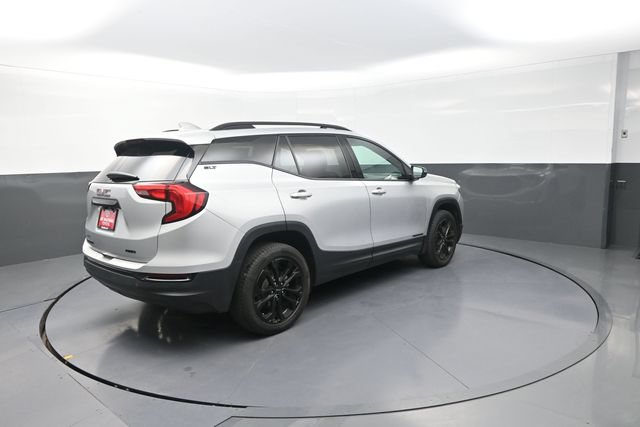 Used 2021 GMC Terrain SLT w/ Elevation Edition AWD/4WD image 4