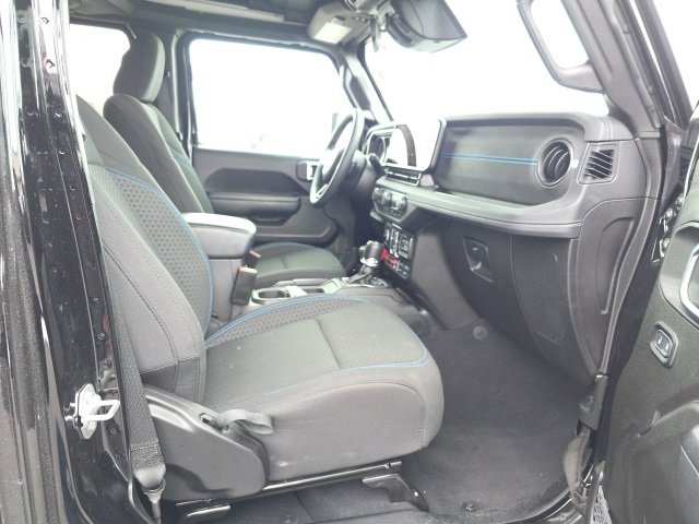 Used 2025 Jeep Wrangler Unlimited Rubicon 4xe w/ Safety Group image 39