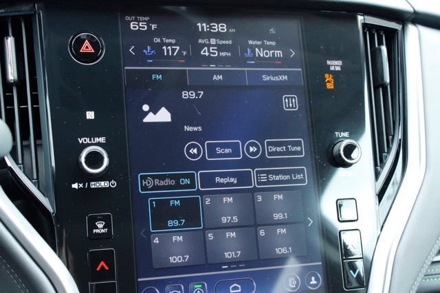 Used 2025 Subaru Outback Onyx Edition AWD/4WD image 26