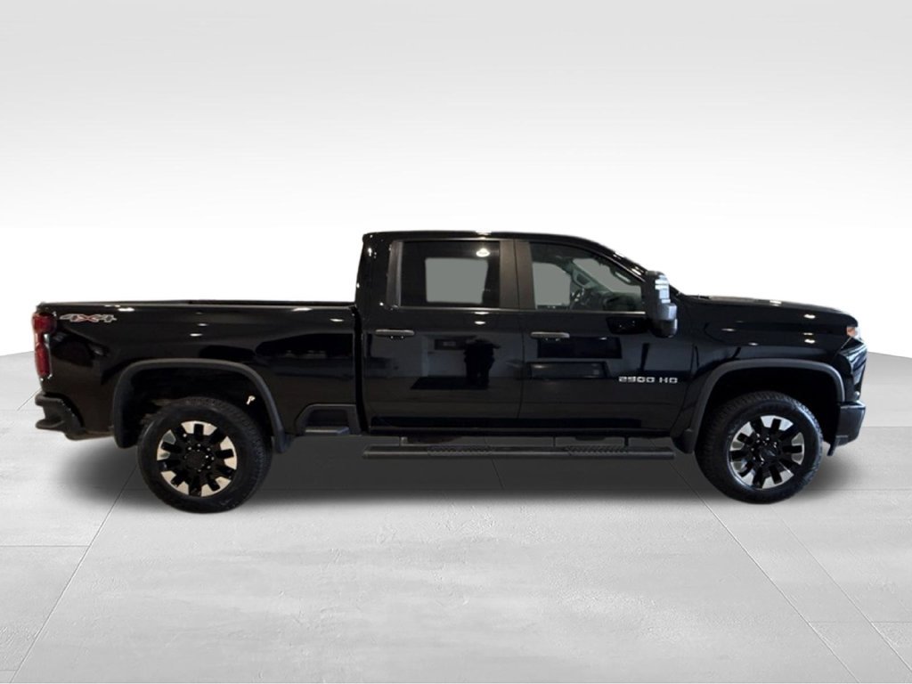 Used 2020 Chevrolet Silverado 2500 Custom w/ Custom Value Package AWD/4WD image 8