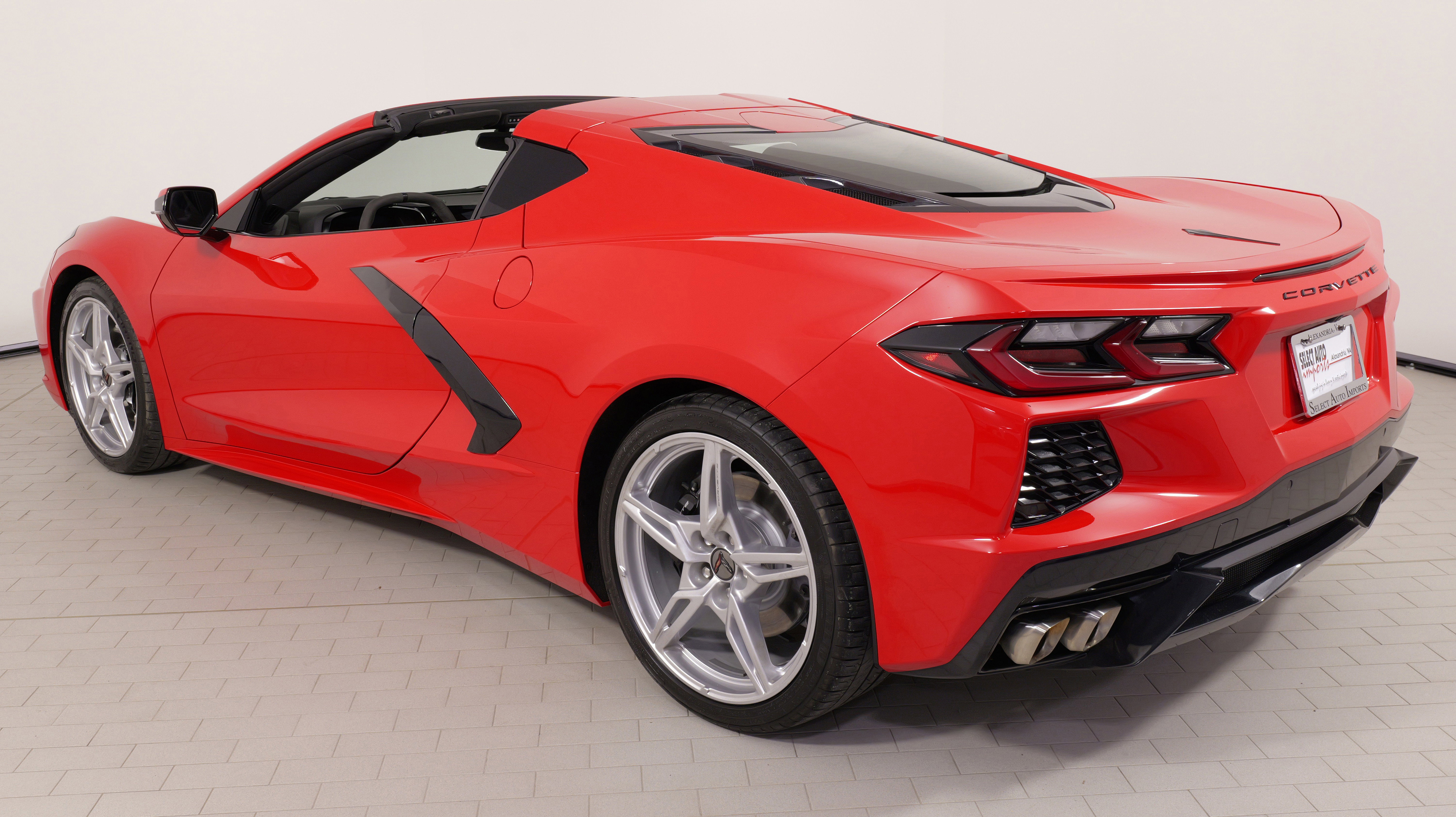 Used 2022 Chevrolet Corvette Stingray Coupe w/ 1LT image 14