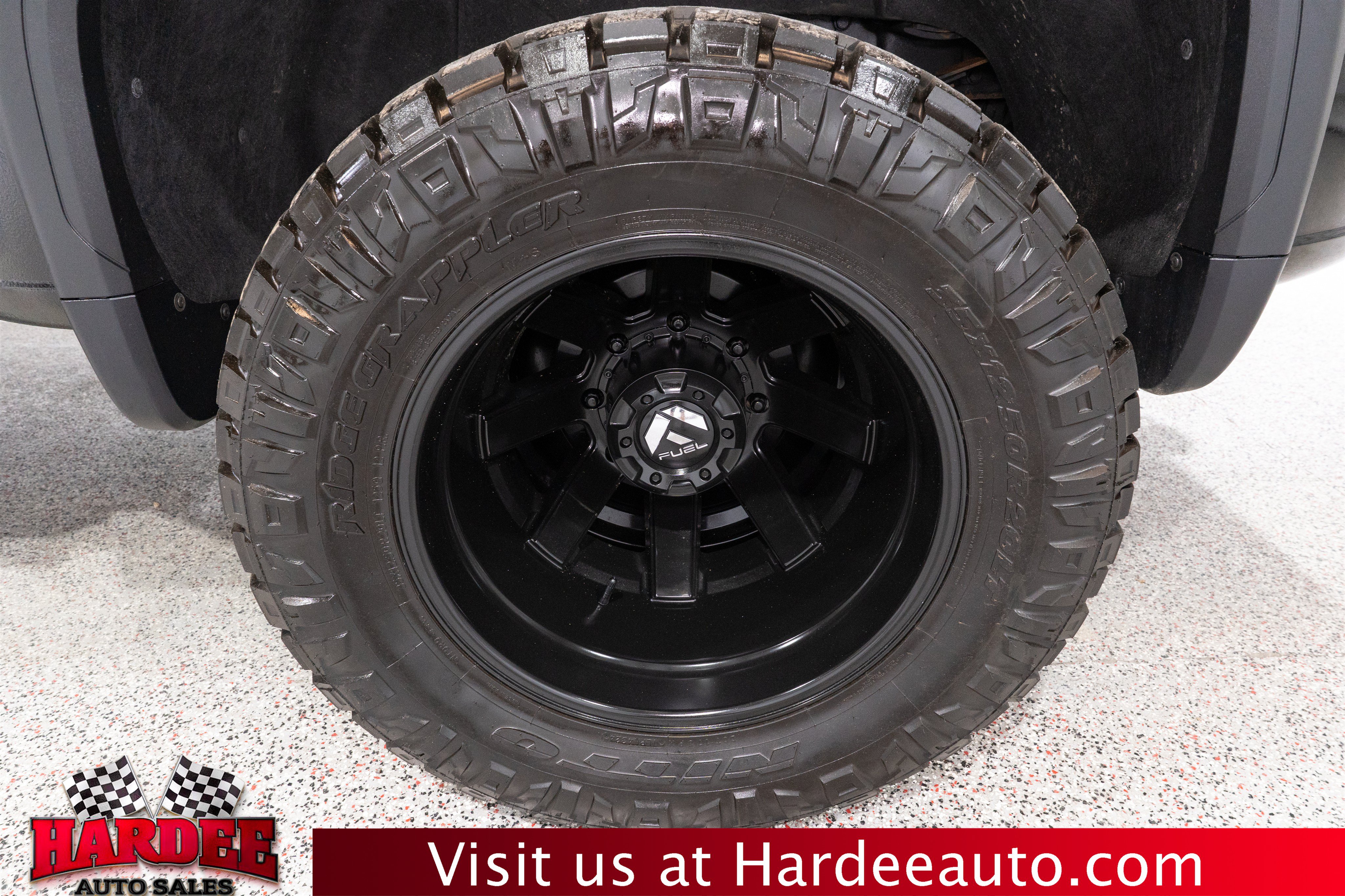 Used 2024 GMC Sierra 3500 Denali Ultimate AWD/4WD image 10