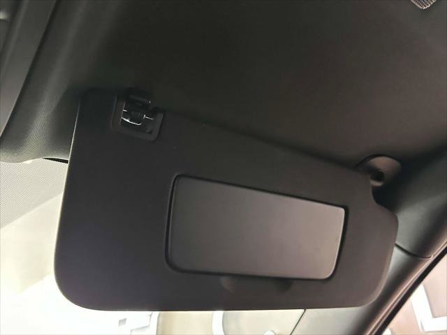 Used 2023 GMC Yukon XL Denali AWD/4WD image 24