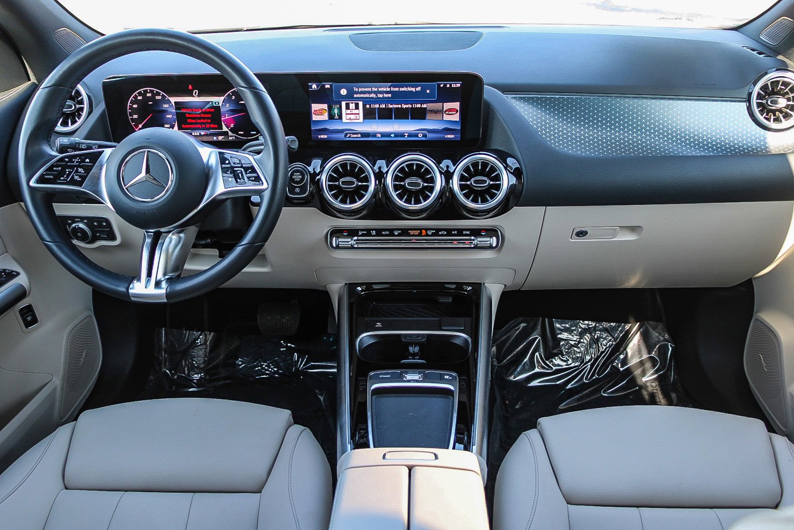 Certified 2025 Mercedes-Benz GLA 250 image 12