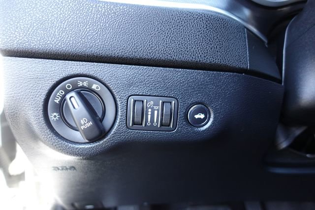 Used 2018 Dodge Charger SXT Plus image 16