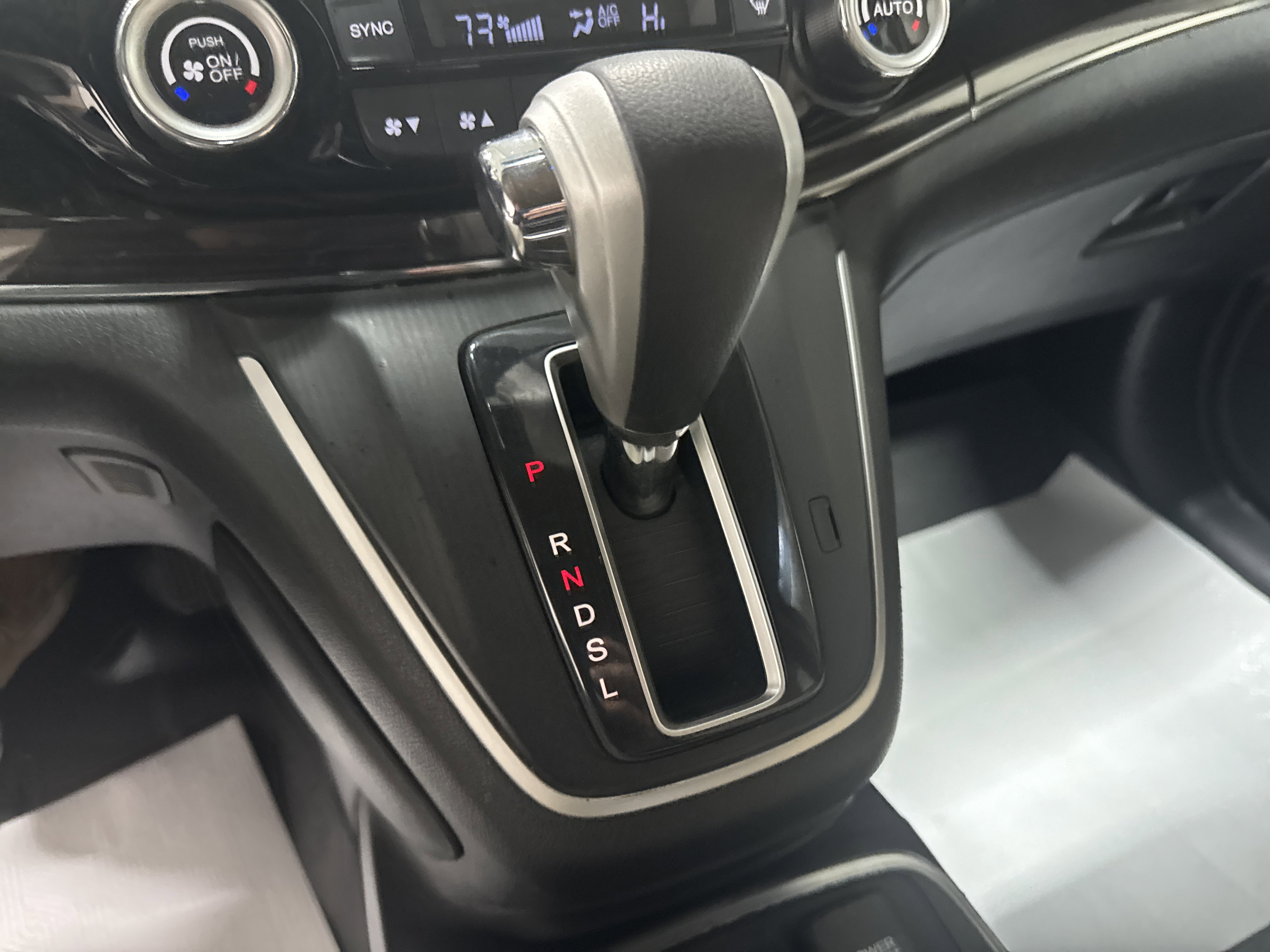 Used 2015 Honda CR-V EX-L image 26