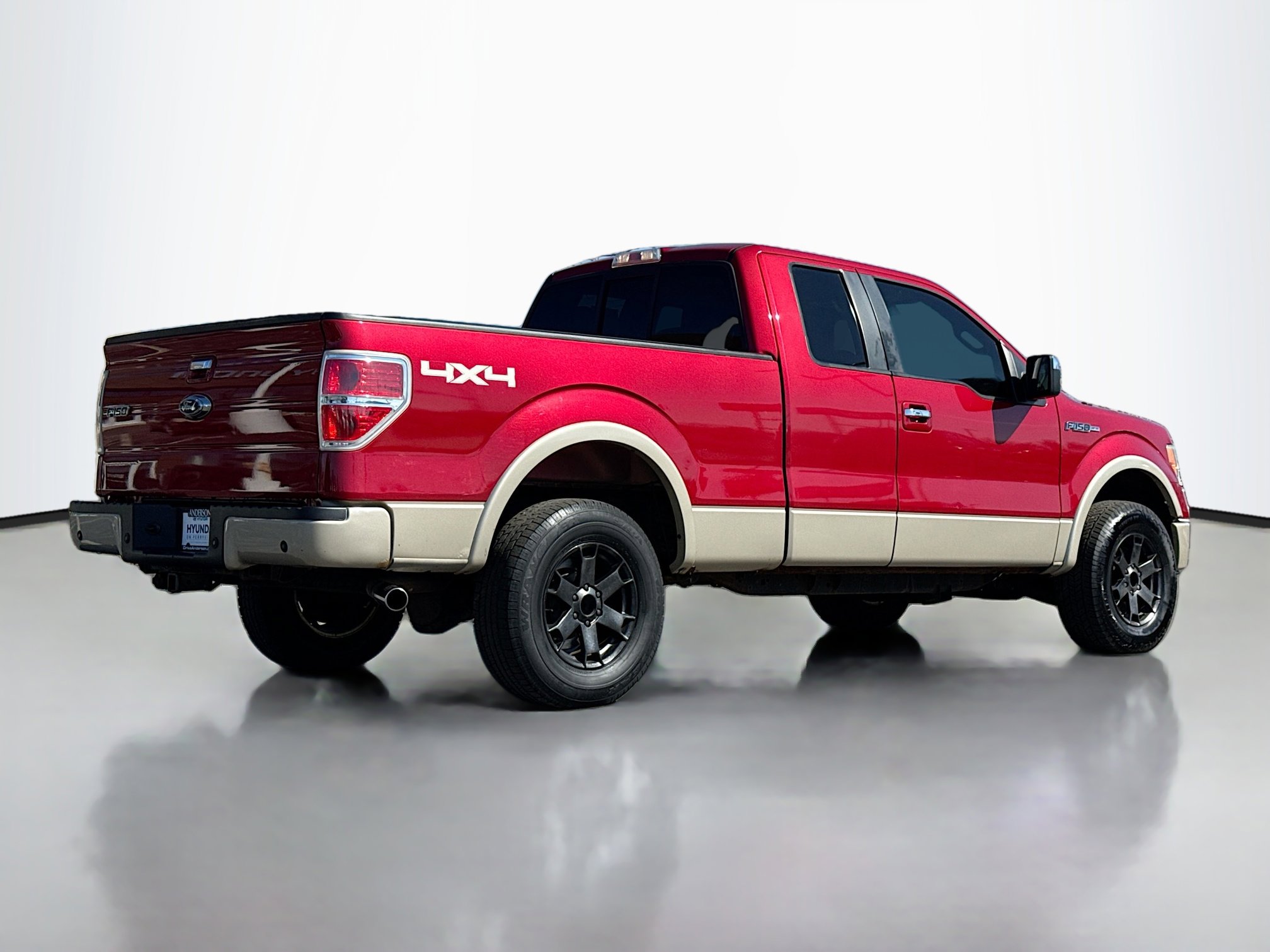 Used 2010 Ford F150 Lariat image 2