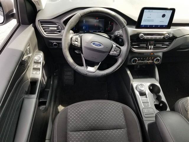 Certified 2023 Ford Escape Active AWD/4WD image 19