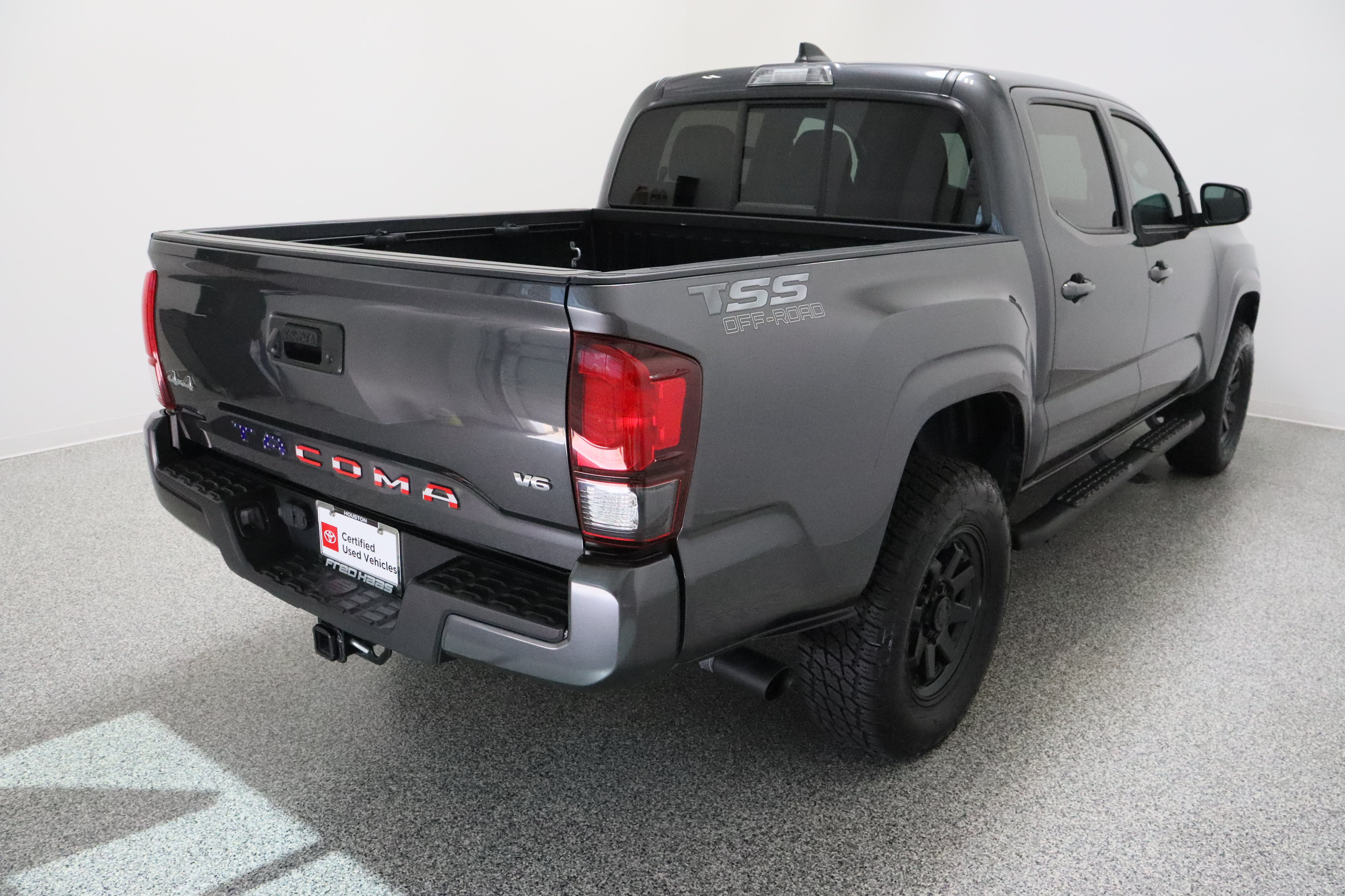 Certified 2023 Toyota Tacoma SR AWD/4WD image 7