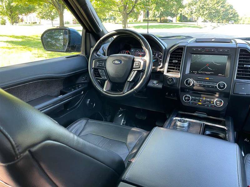 Used 2018 Ford Expedition Limited w/ Equipment Group 302A AWD/4WD image 71