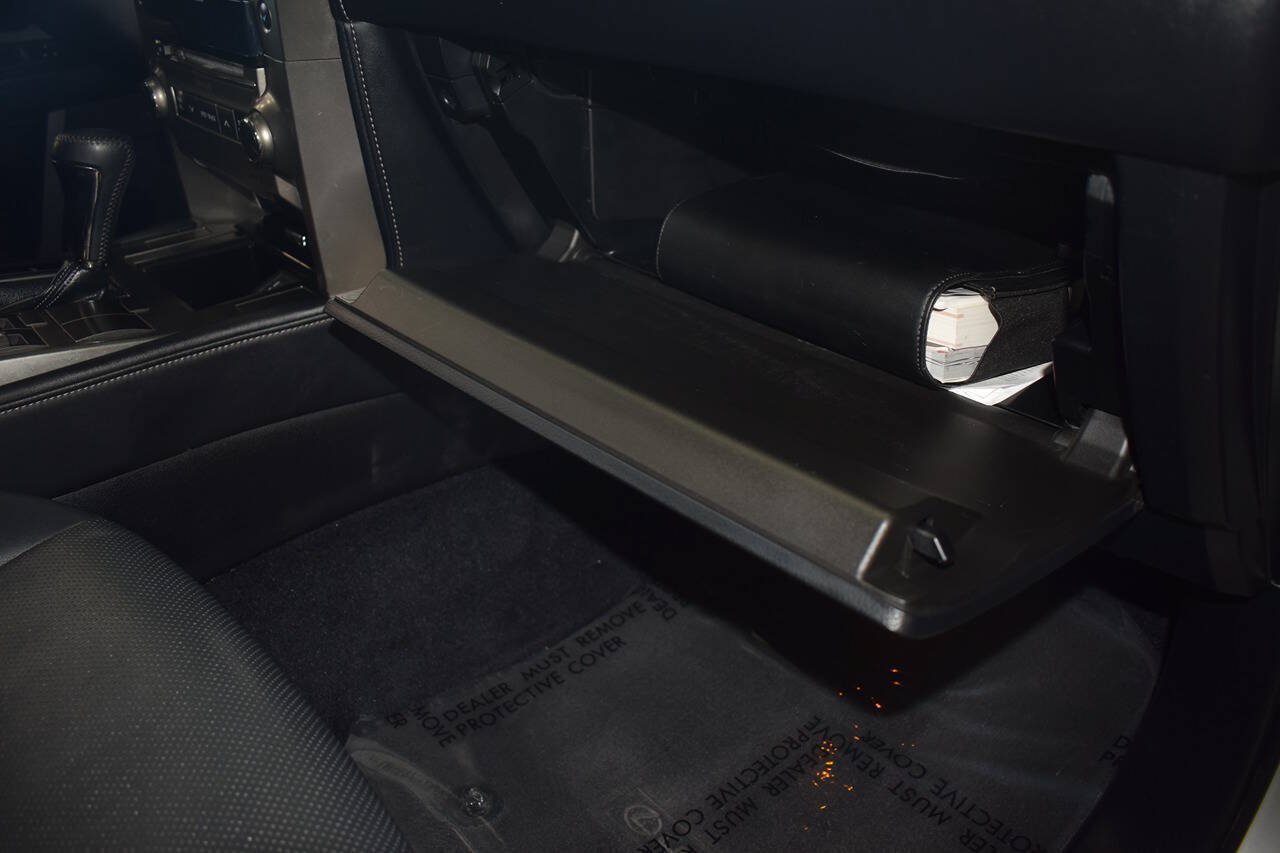 Used 2014 Lexus GX 460 AWD/4WD image 24