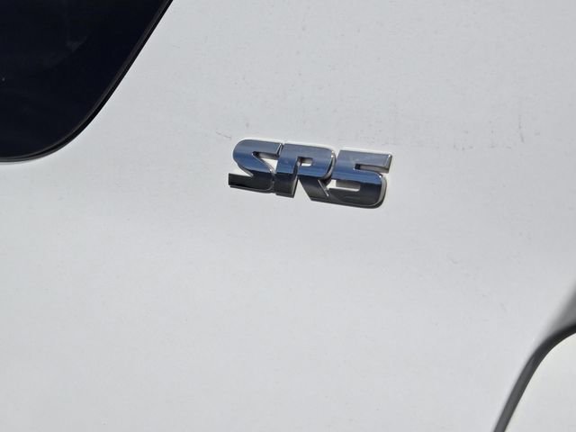 Used 2018 Toyota 4Runner SR5 RWD image 27