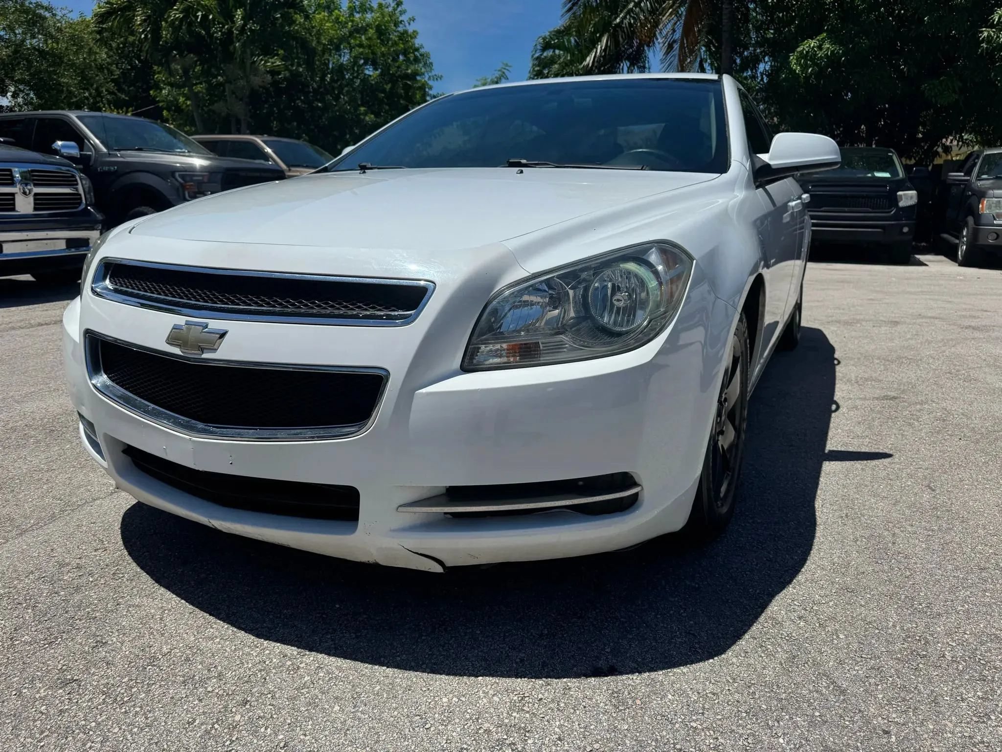 Used 2010 Chevrolet Malibu LT FWD image 3