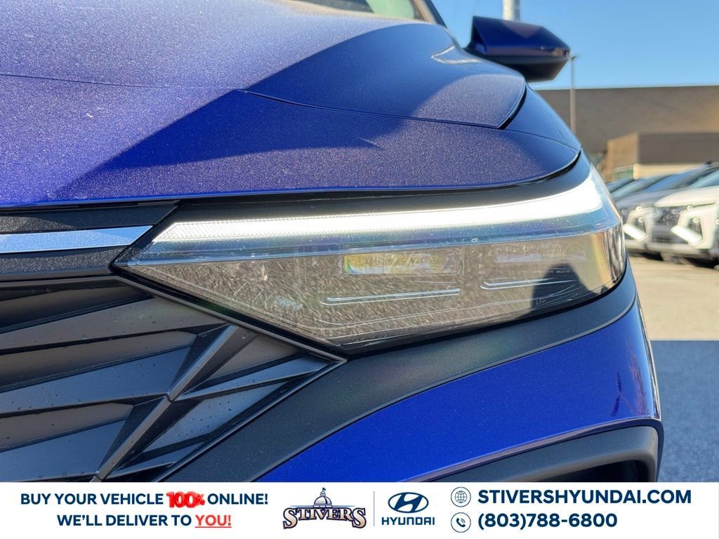 Certified 2026 Hyundai Elantra SE FWD image 10