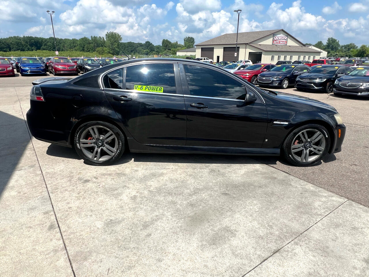 Used 2009 Pontiac G8 Base image 4