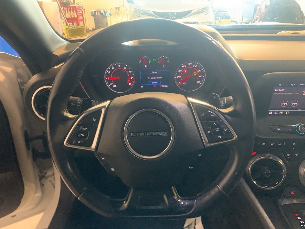 Used 2020 Chevrolet Camaro LT image 16
