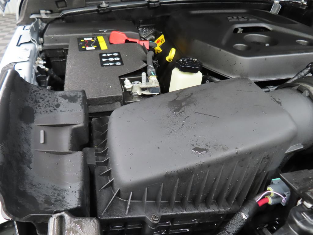 Used 2024 Jeep Wrangler High Altitude image 26